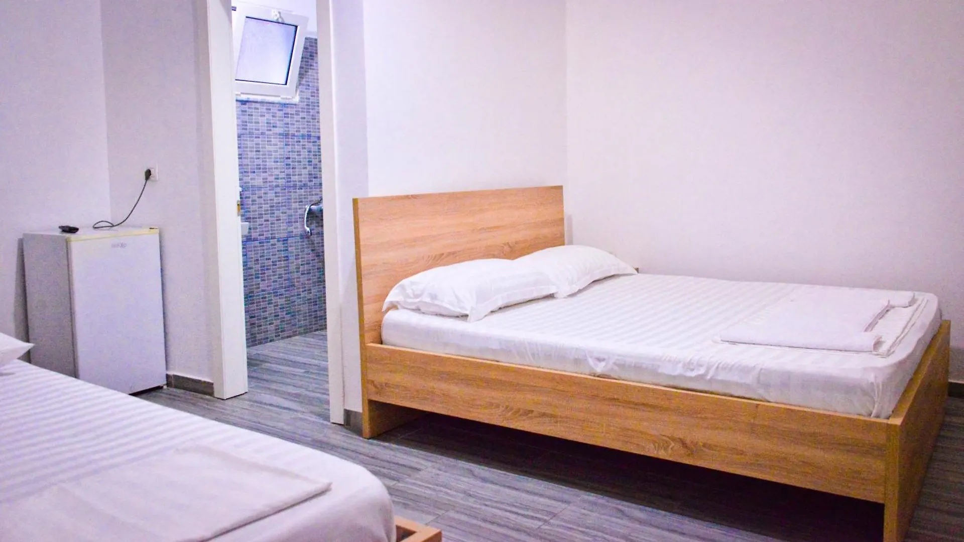 Kristi'S Guesthouse Golem  0*, Golem (Tirana) Albania